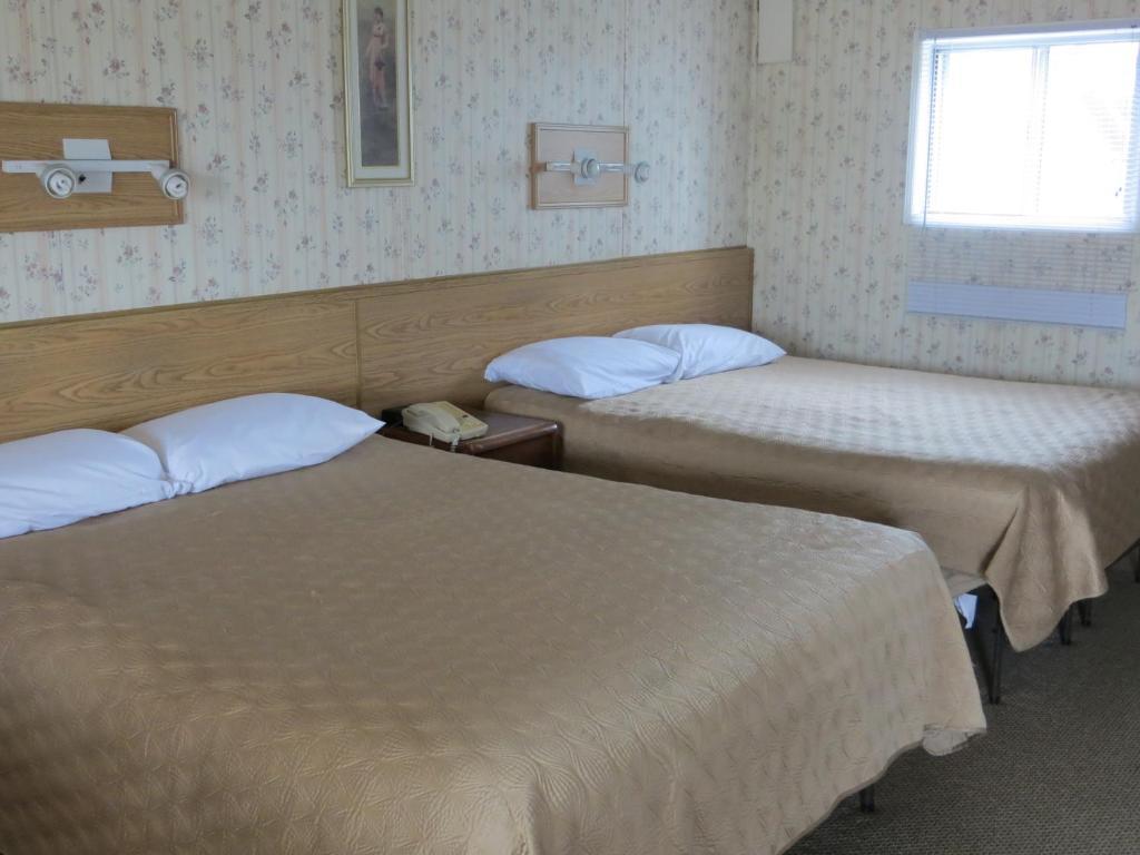 Fort Motel Fort Macleod Zimmer foto